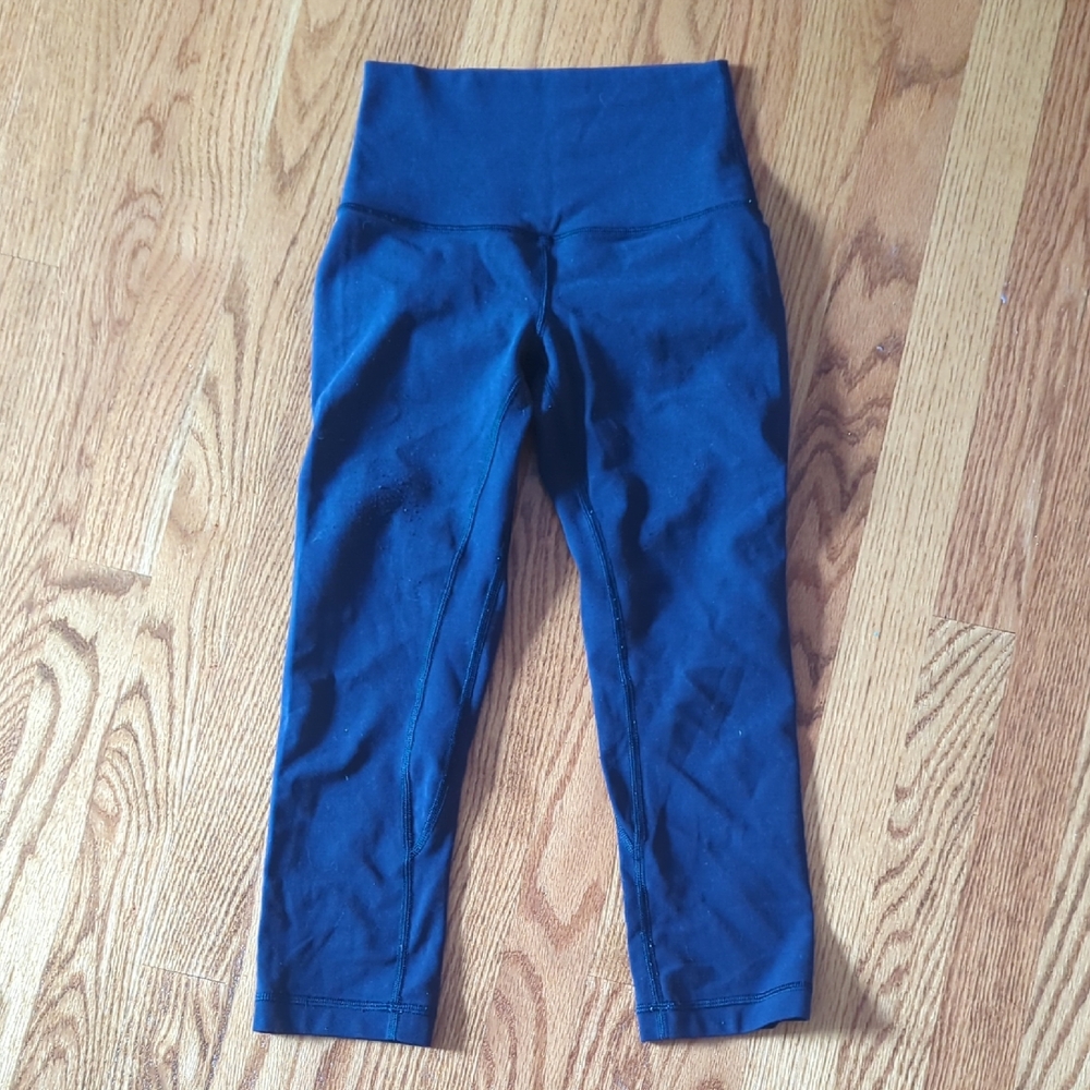 Lululemon Navy Blue Legging Capris